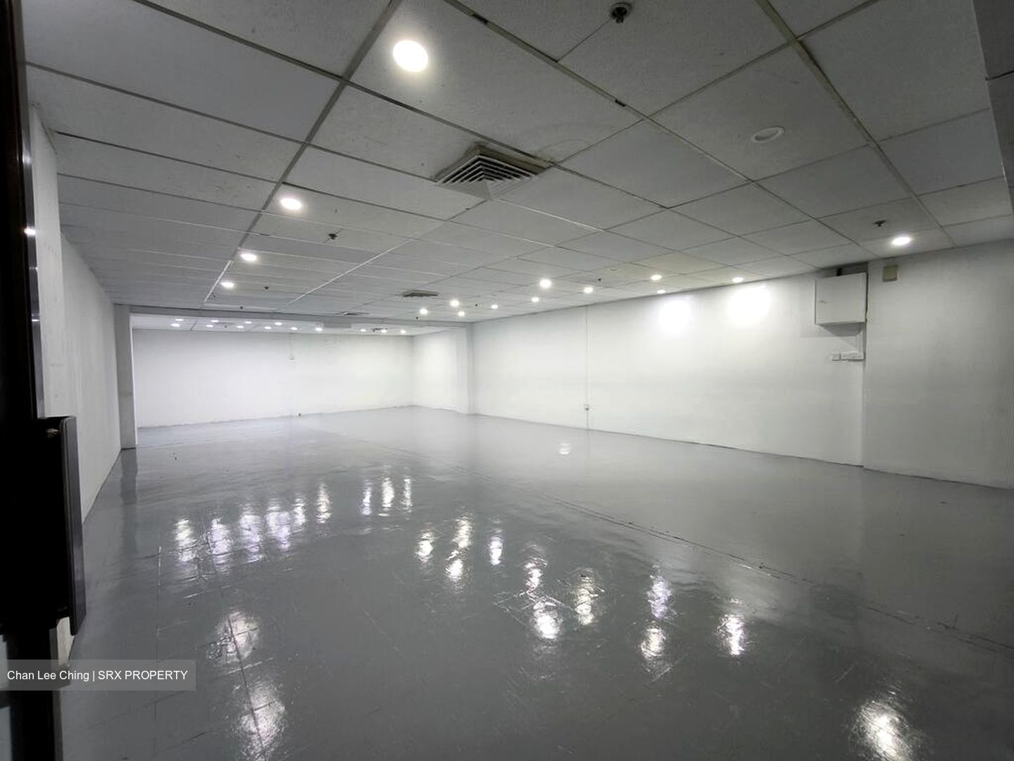 Jalan Besar Plaza (D8), Retail #460354741